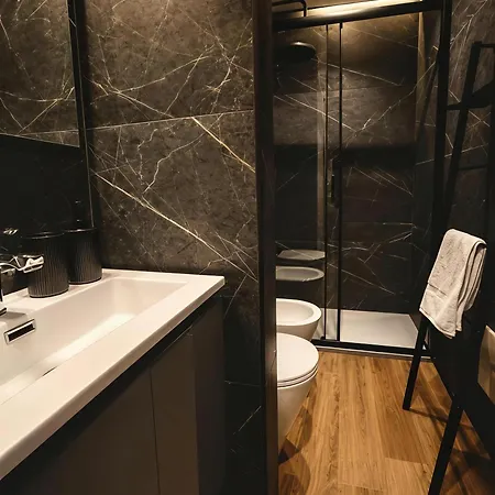 Διαμέρισμα Menouno - Di Design Con Parcheggio Facile Ideale Per Coppie E Lavoro Λέτσε